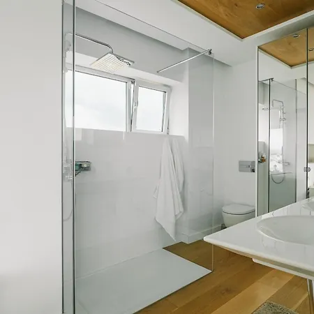 Vv Omara By Hh 卡门港